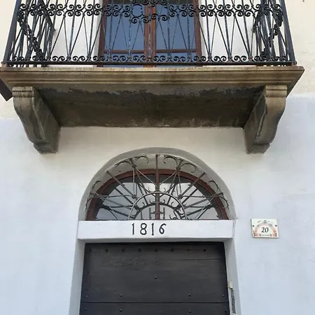 Dependance 1816 公寓