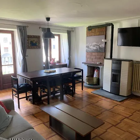 Dependance 1816 מורגקס